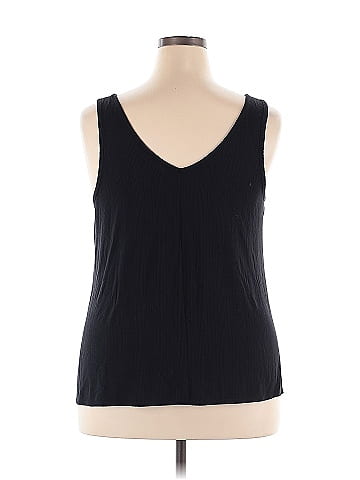 Old Navy Sleeveless T-Shirt (view 2)