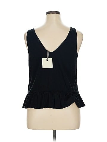 Hinge Tank Top (view 2)