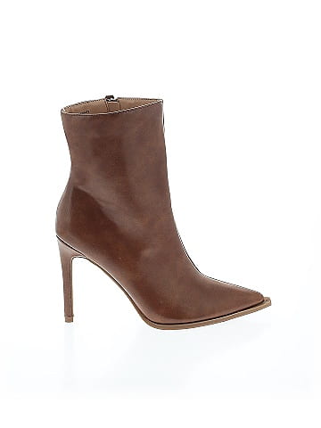 Journee Collection Boots (view 1)
