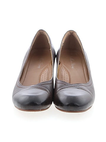 Mona Flying Wedges (view 2)