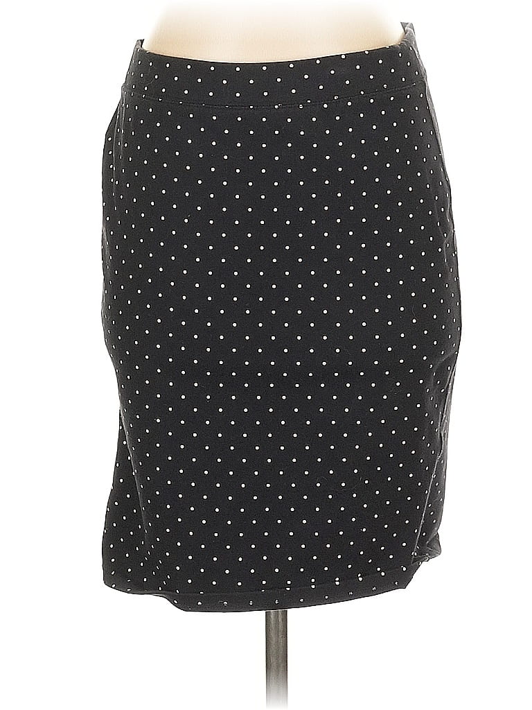 Pre-owned Old Navy Casual Skirt In Black