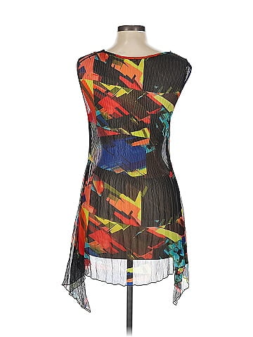 Alberto Makali Sleeveless Blouse (view 2)