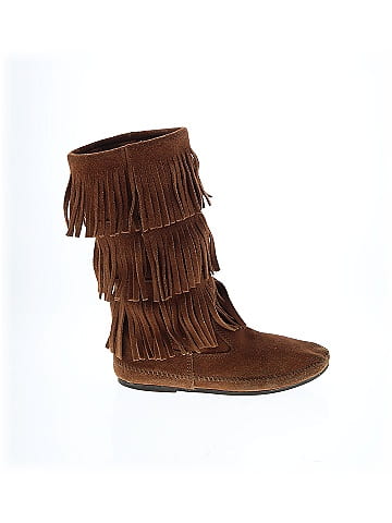 Minnetonka Boots (view 1)