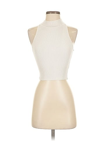 Babaton Sleeveless T-Shirt (view 1)