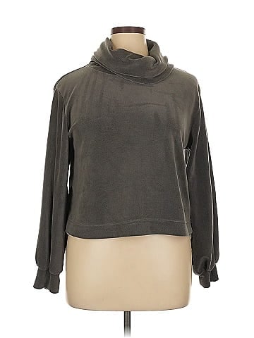 Wallflower Fleece (view 1)