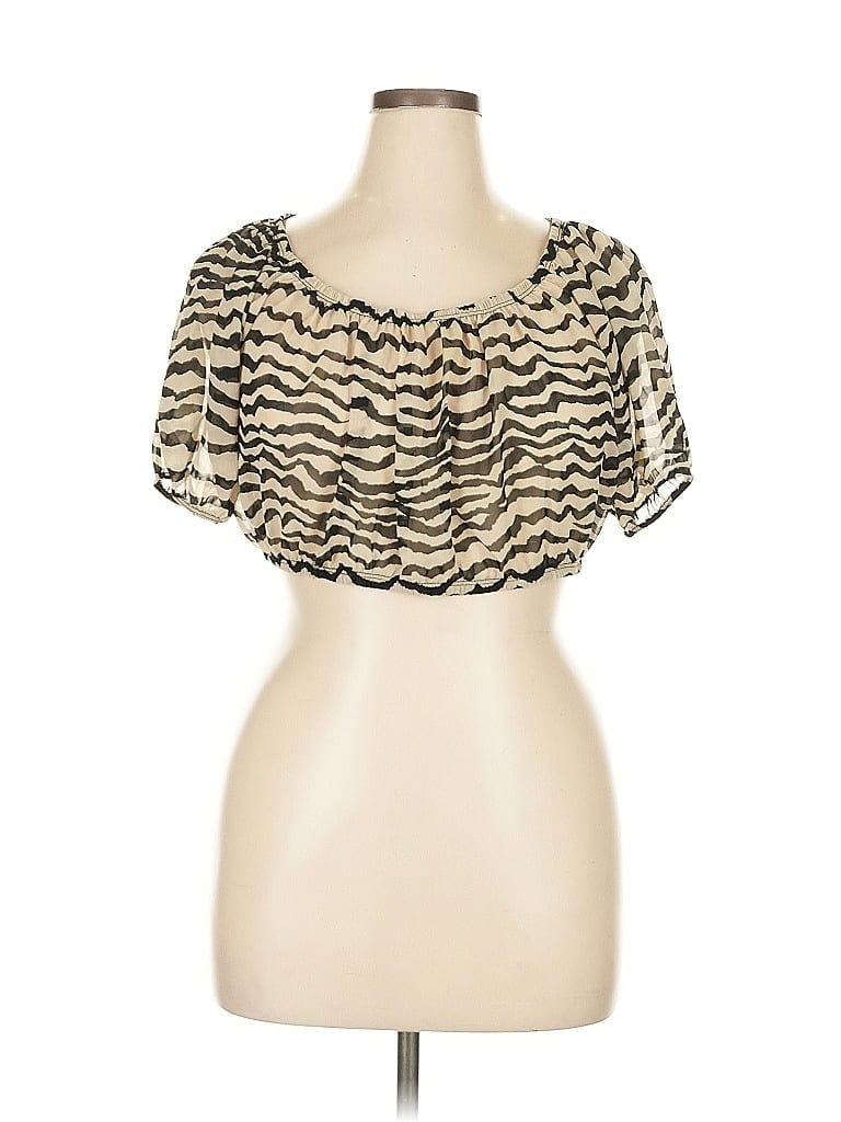Pre-owned Charlotte Russe Short Sleeve Blouse In Tan