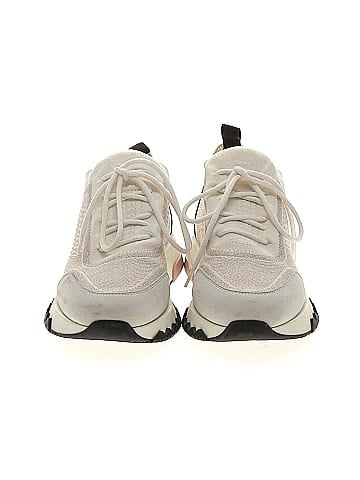 Hermès Sneakers (view 2)
