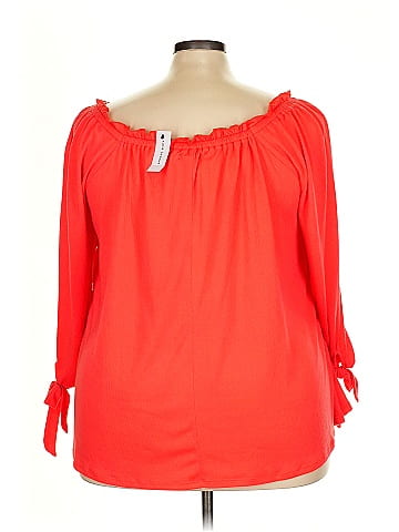 Lane Bryant 3/4 Sleeve T-Shirt (view 2)