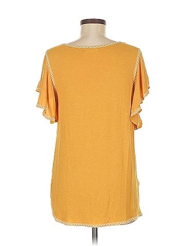 Max Studio Short Sleeve Top (view 2)