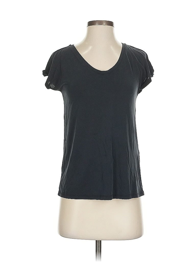 Click to view more detailed imagery on our partner's website Pre-owned Esqualo Short Sleeve T-shirt In Gray