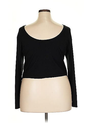 Nike Long Sleeve T-Shirt (view 2)