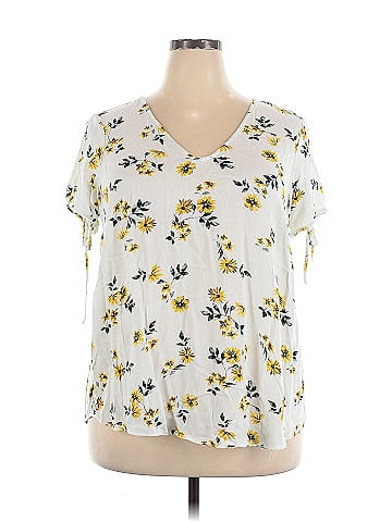 Torrid Short Sleeve Blouse (view 1)