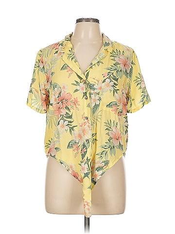 American Eagle Outfitters Short Sleeve Blouse (view 1)