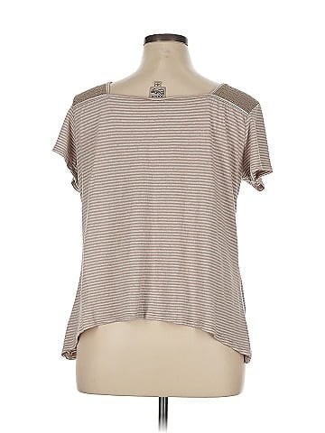 Como Vintage Short Sleeve T-Shirt (view 2)