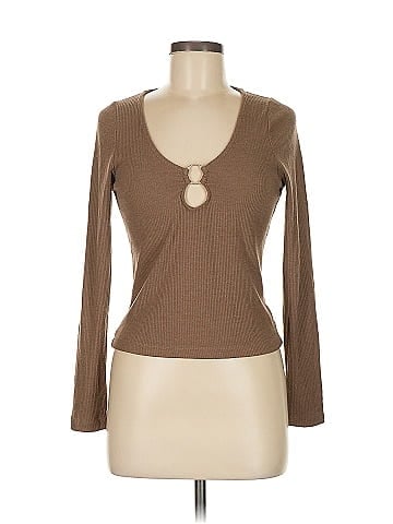 Chaser Long Sleeve Top (view 1)