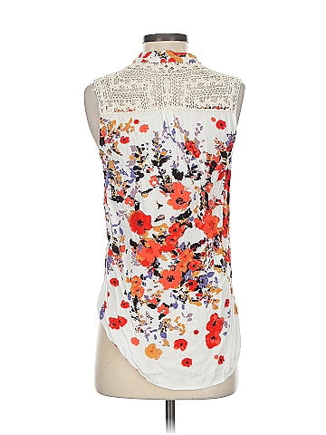 Market and Spruce Sleeveless Blouse (view 2)
