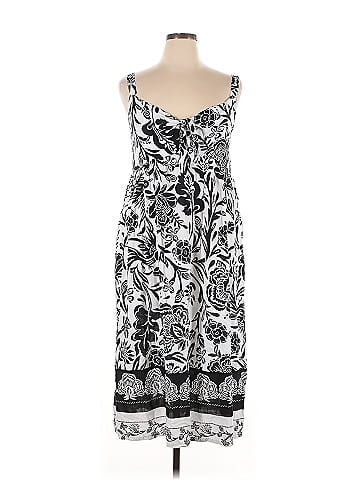 Knox Rose Casual Dress (view 1)