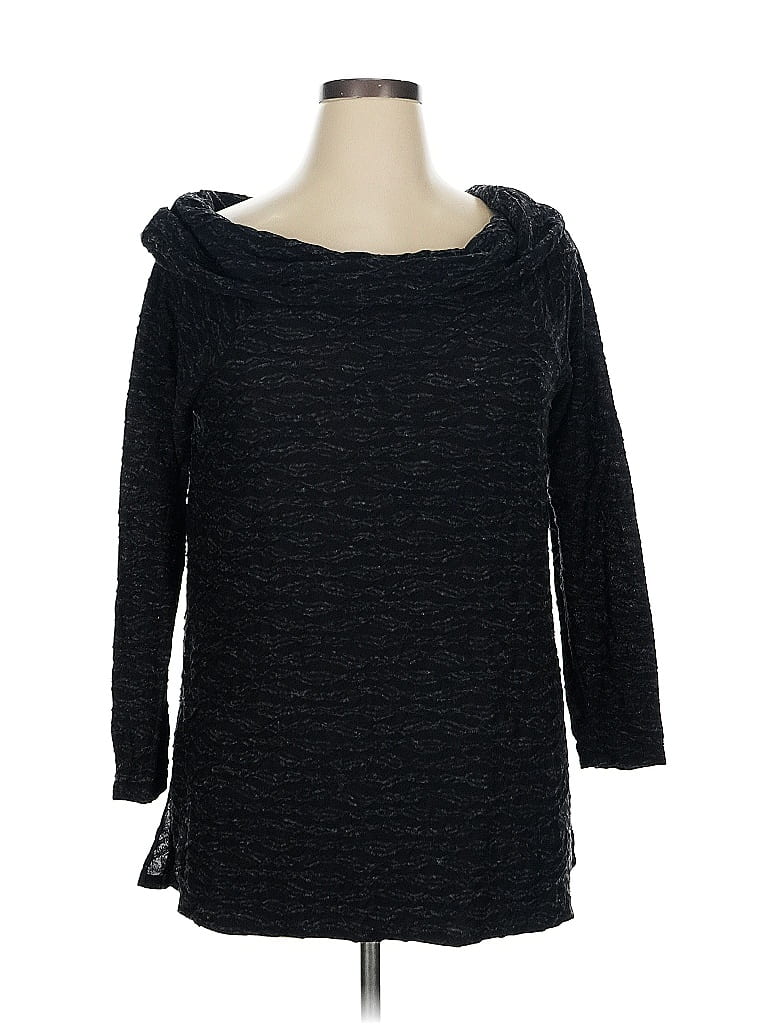 Click to view more detailed imagery on our partner's website Pre-owned Two By Vince Camuto 3/4 Sleeve Top Black Boatneck Tops