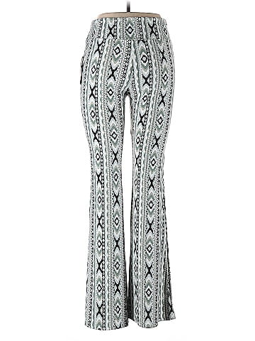 No Boundaries Casual Pants (view 2)