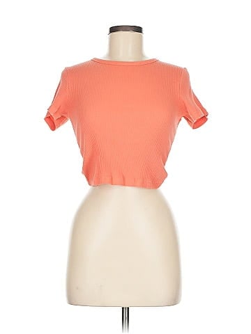 Uniqlo Short Sleeve T-Shirt (view 1)