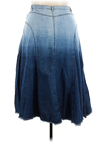 The Pyramid Collection Denim Skirt (view 2)