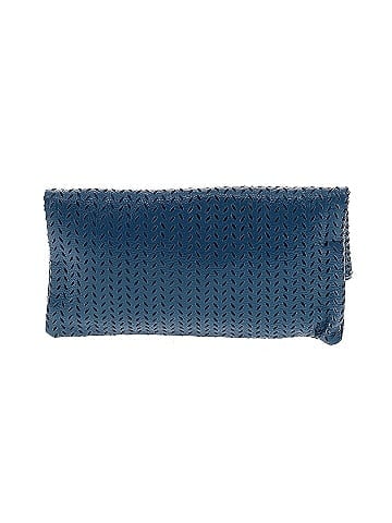 B-Low The Belt Clutch (view 2)