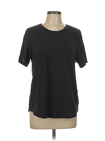Lululemon Athletica Short Sleeve T-Shirt (view 1)