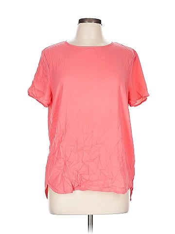Ann Taylor Short Sleeve T-Shirt (view 1)