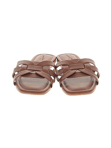 Universal Thread Sandals (view 2)