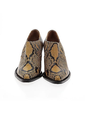 Chloé Embossed Leather Heels (view 2)