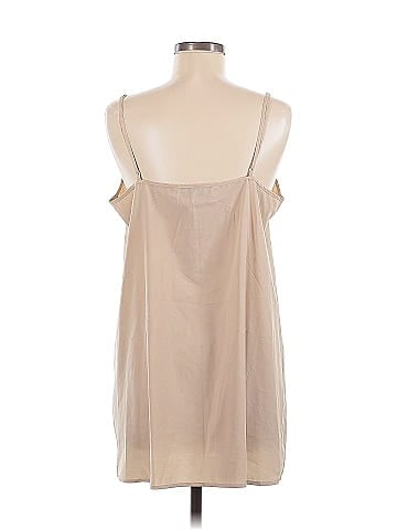 Elliatt Sleeveless Top (view 2)