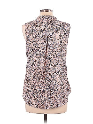 Gaharu Sleeveless Blouse (view 2)