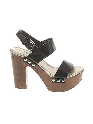 a.n.a. A New Approach Heels (view 1)