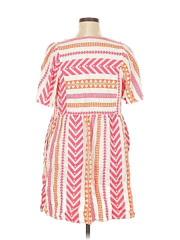 Old Navy Casual Dress (view 2)