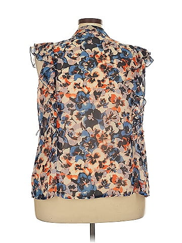 Elle Sleeveless Blouse (view 2)