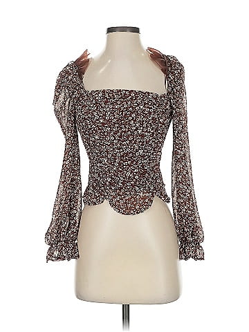 ASTR The Label 3/4 Sleeve Blouse (view 1)
