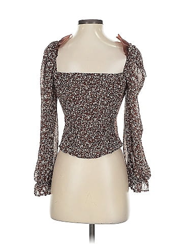 ASTR The Label 3/4 Sleeve Blouse (view 2)