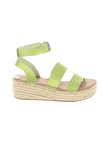 The Drop Wedges (view 1)