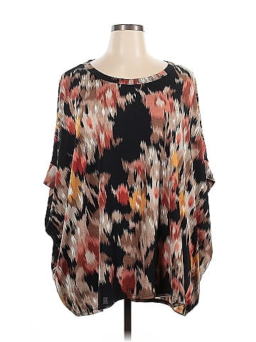 Dear Scarlett 3/4 Sleeve Blouse (view 1)