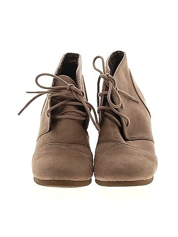 City Classified Wedges (view 2)