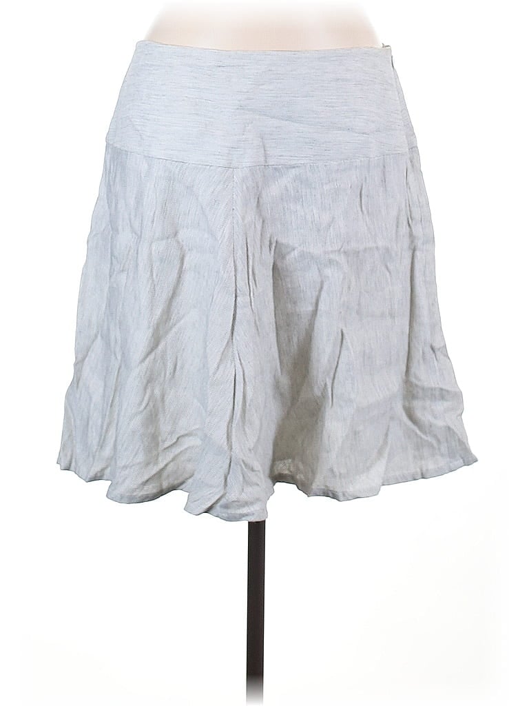Click to view more detailed imagery on our partner's website Pre-owned Cabi Casual Skirt In White