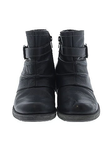 Earth Ankle Boots (view 2)