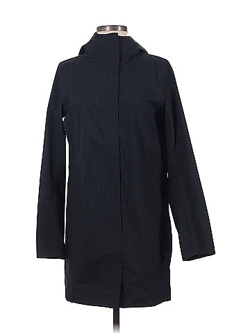 Lululemon Athletica Raincoat (view 1)