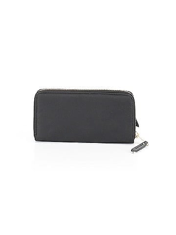 Unbranded Wallet (view 2)