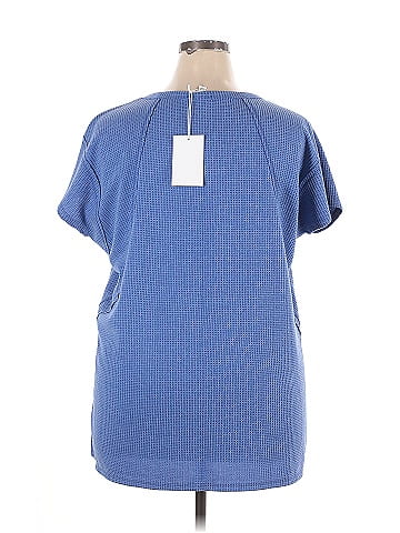 Andree by UNIT Short Sleeve T-Shirt (view 2)