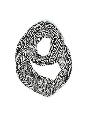 Liz Claiborne Scarf (view 1)