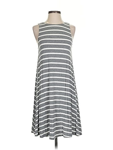 Old Navy Casual Dress (view 1)