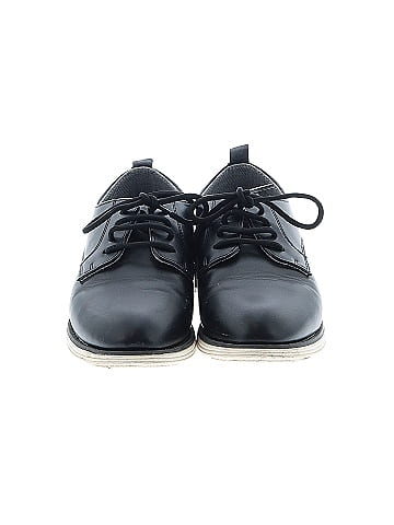 Cat & Jack Dress Shoes (view 2)