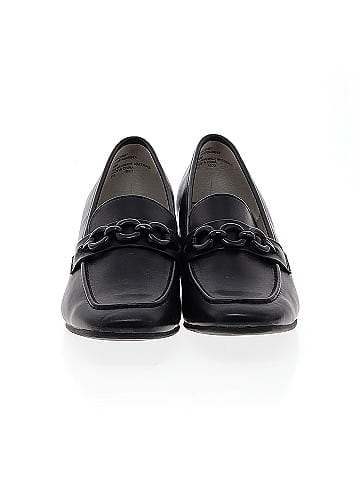 Cliffs by White Mountain Heels (view 2)