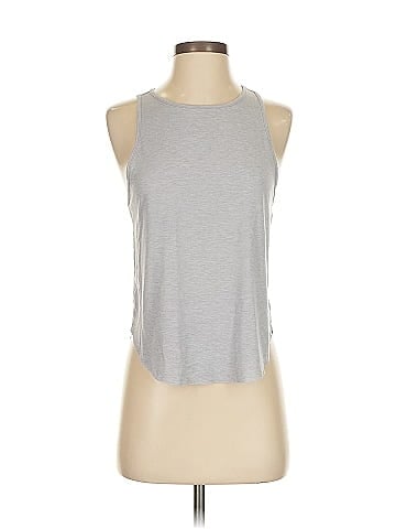 Gap Fit Sleeveless T-Shirt (view 1)
